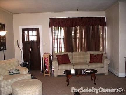 Family room main unit
						:
						Large. In floor radiant heating.