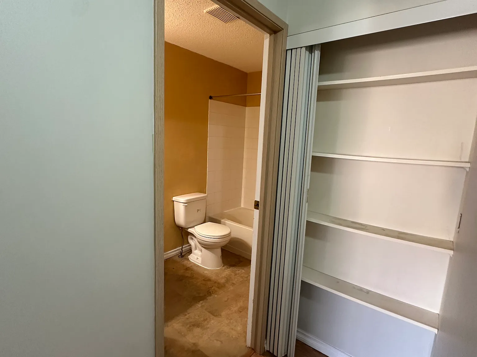 3 bed, $1,800 — Photo 4