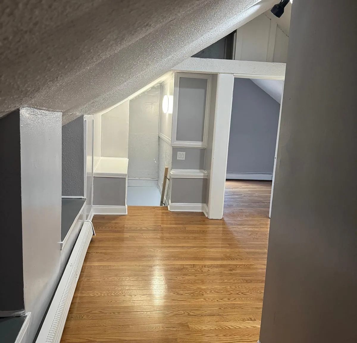 4 bed, 1332 sqft, $2,500 — Photo 2