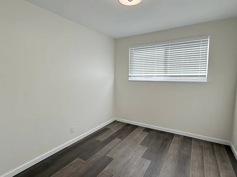 EBN T 14723 — Photo 12