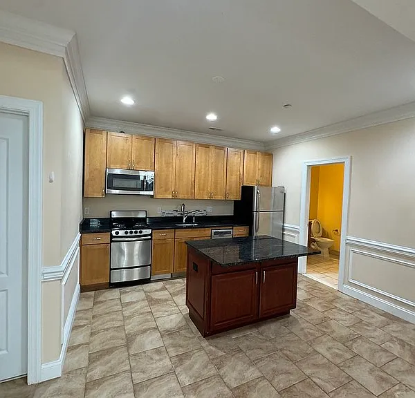 729 W Montgomery Ave #A — Photo 12