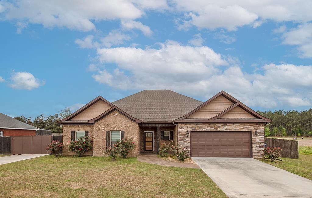 203 Cannondale Cir, Cowarts, AL 36321 Zillow