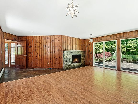 5th image of 690 Croton Heights Road