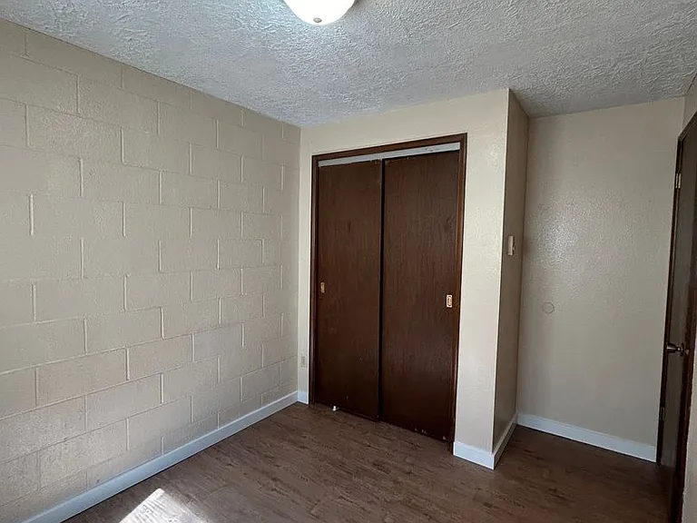 111 Beacon Hill Dr — Photo 8