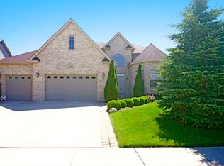 25853 W Meadowland Cir, Plainfield, IL 60585