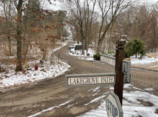 2860 Lake Grove Path, Stevensville, MI 49127