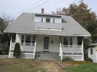 627 Sunderland Rd, Worcester, MA 01604