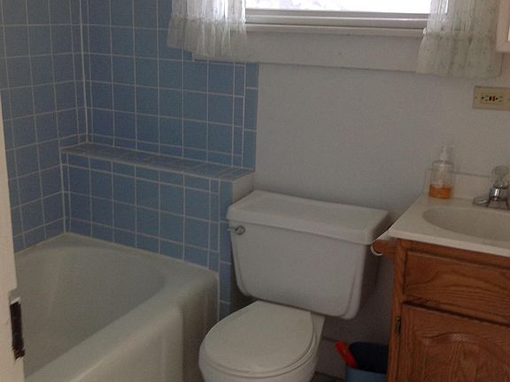 4th image of 505 Franklin St