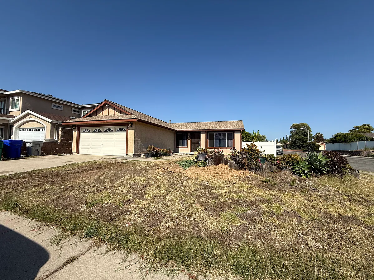 Building Photo - 10949 San Blas Cir