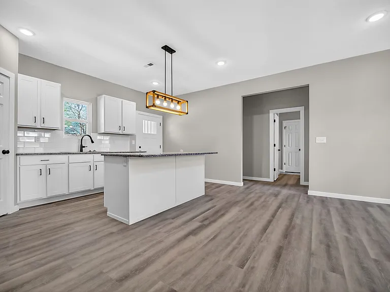 42 Whitley Ln — Photo 13