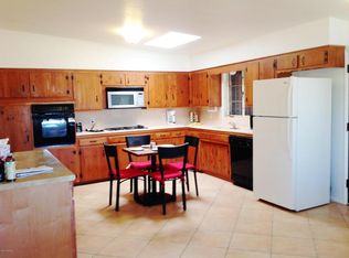 2122 E Blacklidge Dr, Tucson, AZ 85719