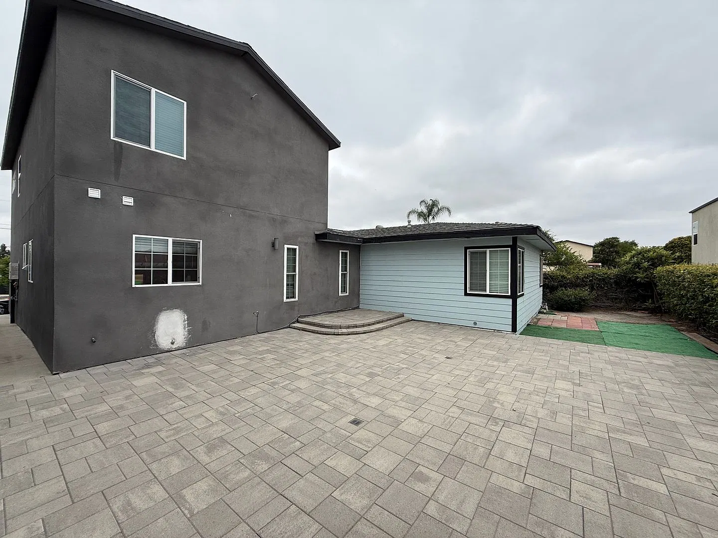 4 Bed/ 2 Bath with Balcony! — Photo 2