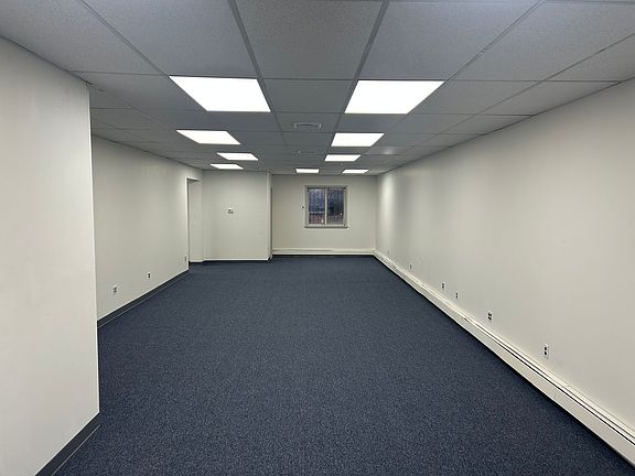 3rd image of 72-61 Kissena Blvd #2