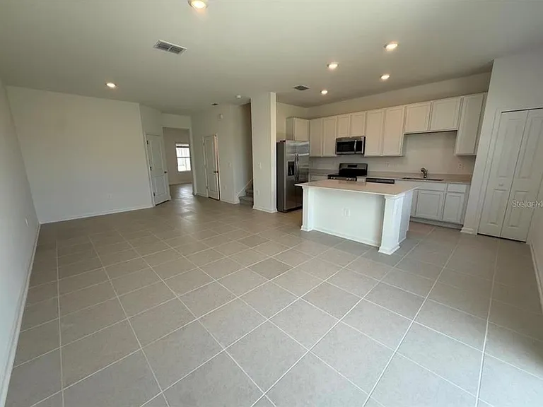 2644 Skyline Loop — Photo 4