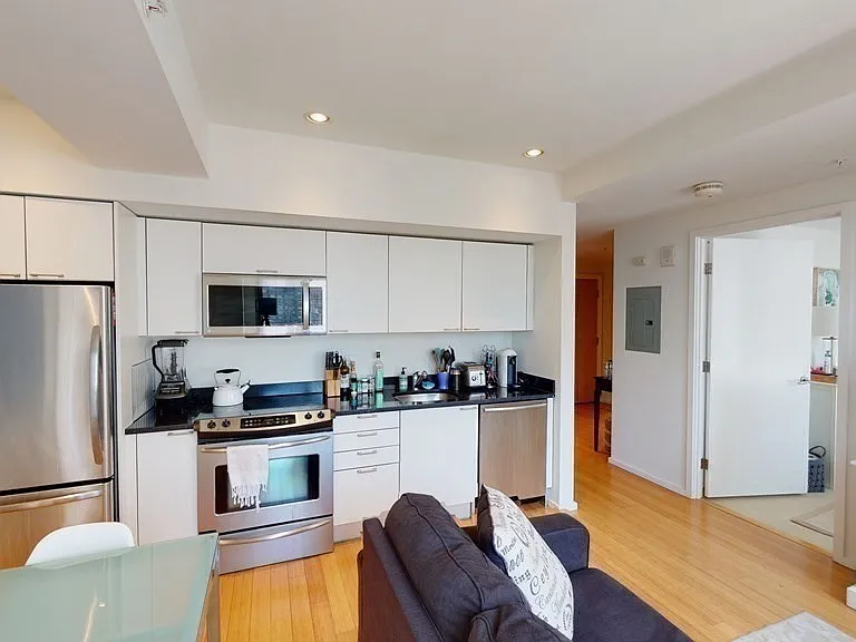 2 Earhart St #1006 — Photo 7
