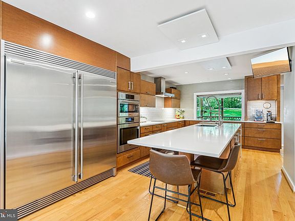 4th image of 6915 Brimstone Ln