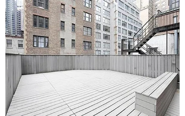 Rented by Douglas Elliman | media 26