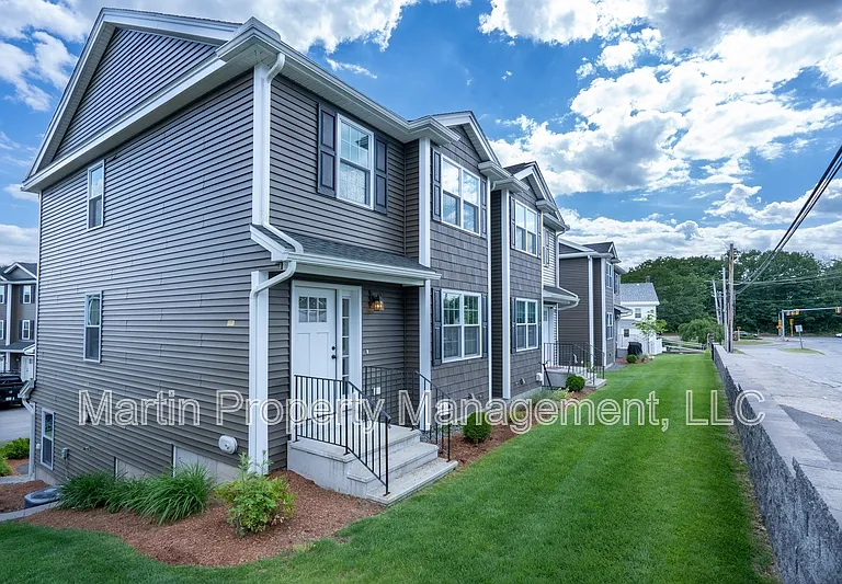 4 Fairview St #10-1 — Photo 1