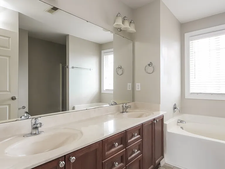 120 Braxman Ln — Photo 12