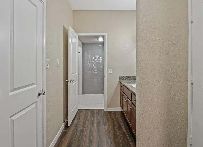 2400 N Braeswood Blvd #111 — Photo 8