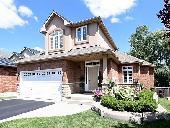 2nd image of 71 Naomi Ct