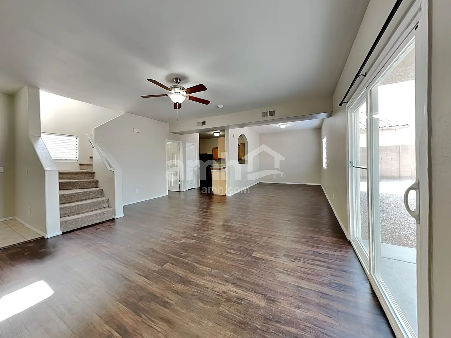 4 bed, 2.5 bath, 1643 sqft, $2,085 — Photo 4