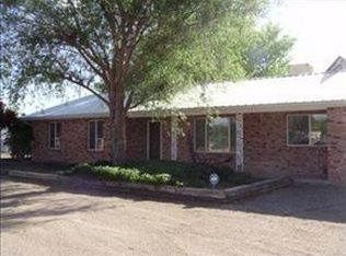 8 Coyote Rd, Los Lunas, NM 87031