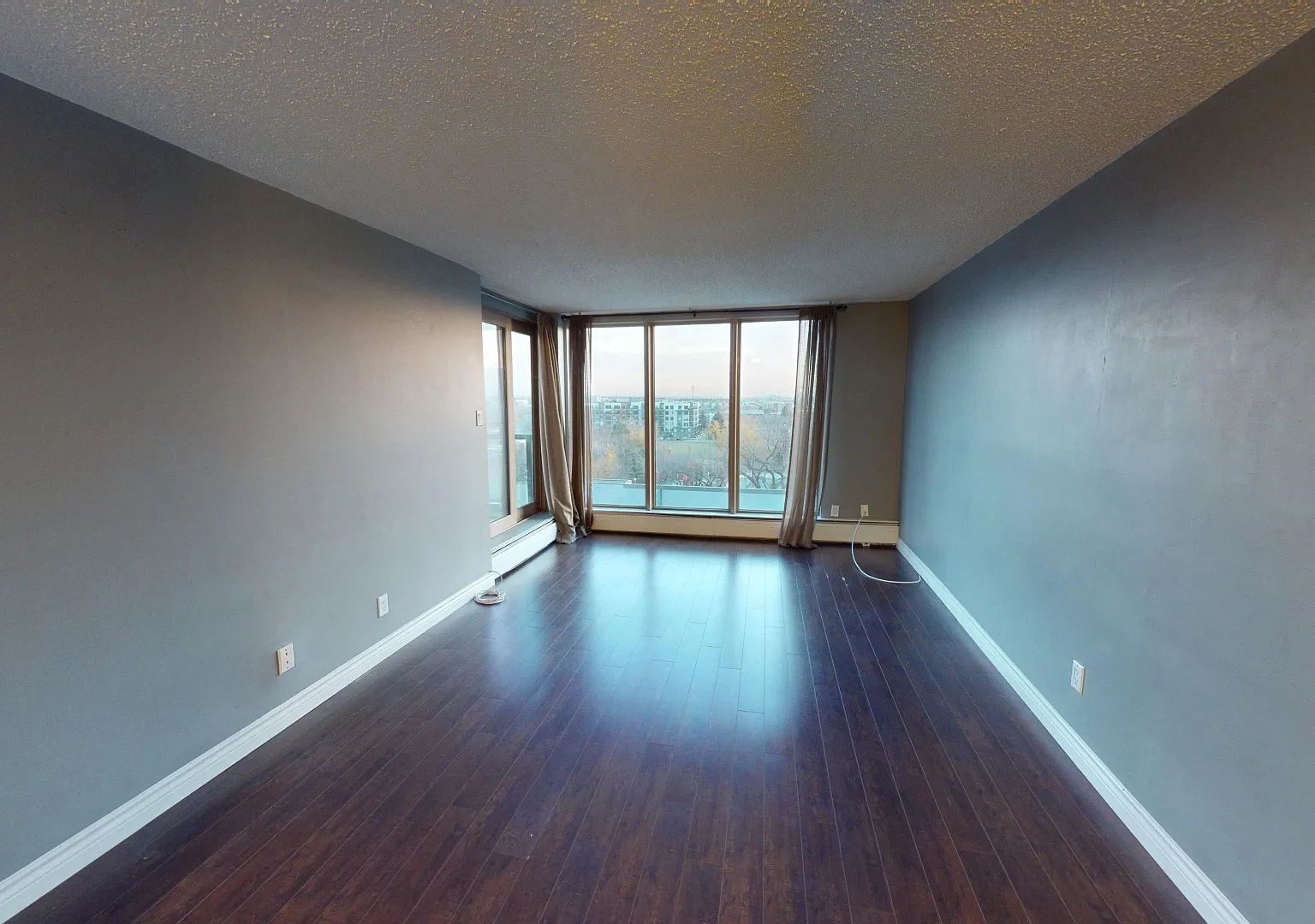 800 Saskatchewan Dr NW — Photo 2