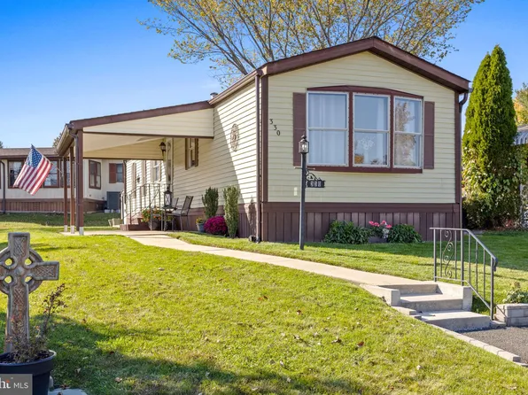 330 Woodstream Way, North Wales, PA 19454