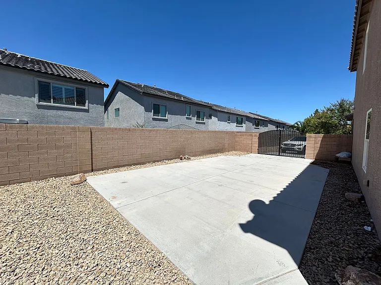 10343 Beallsville St — Photo 22