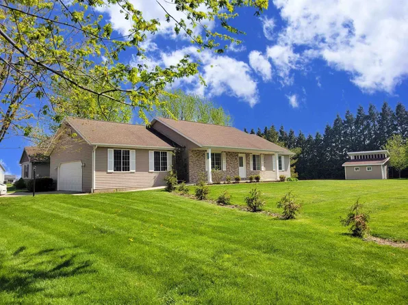 12454 Stoney Dr, Middlebury, IN 46540