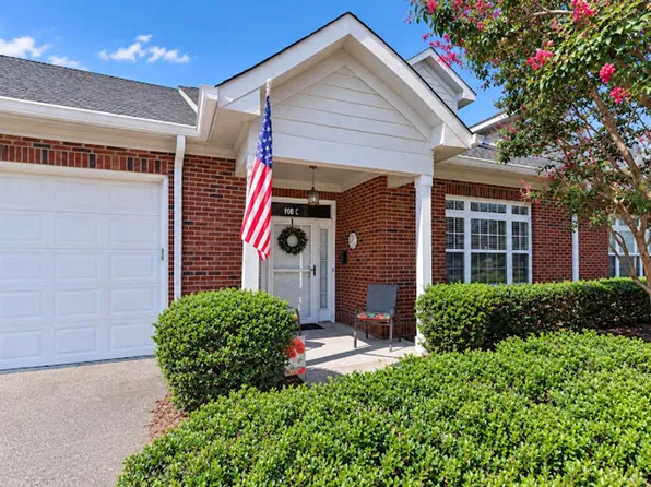 908 Davie Ave APT C, Statesville, NC 28677