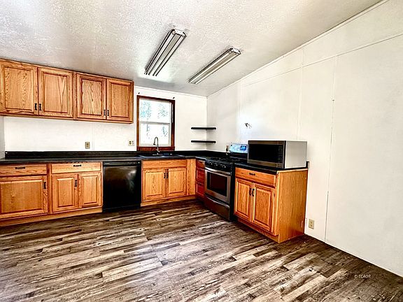 5th image of 130 Suzyq Rd #Q