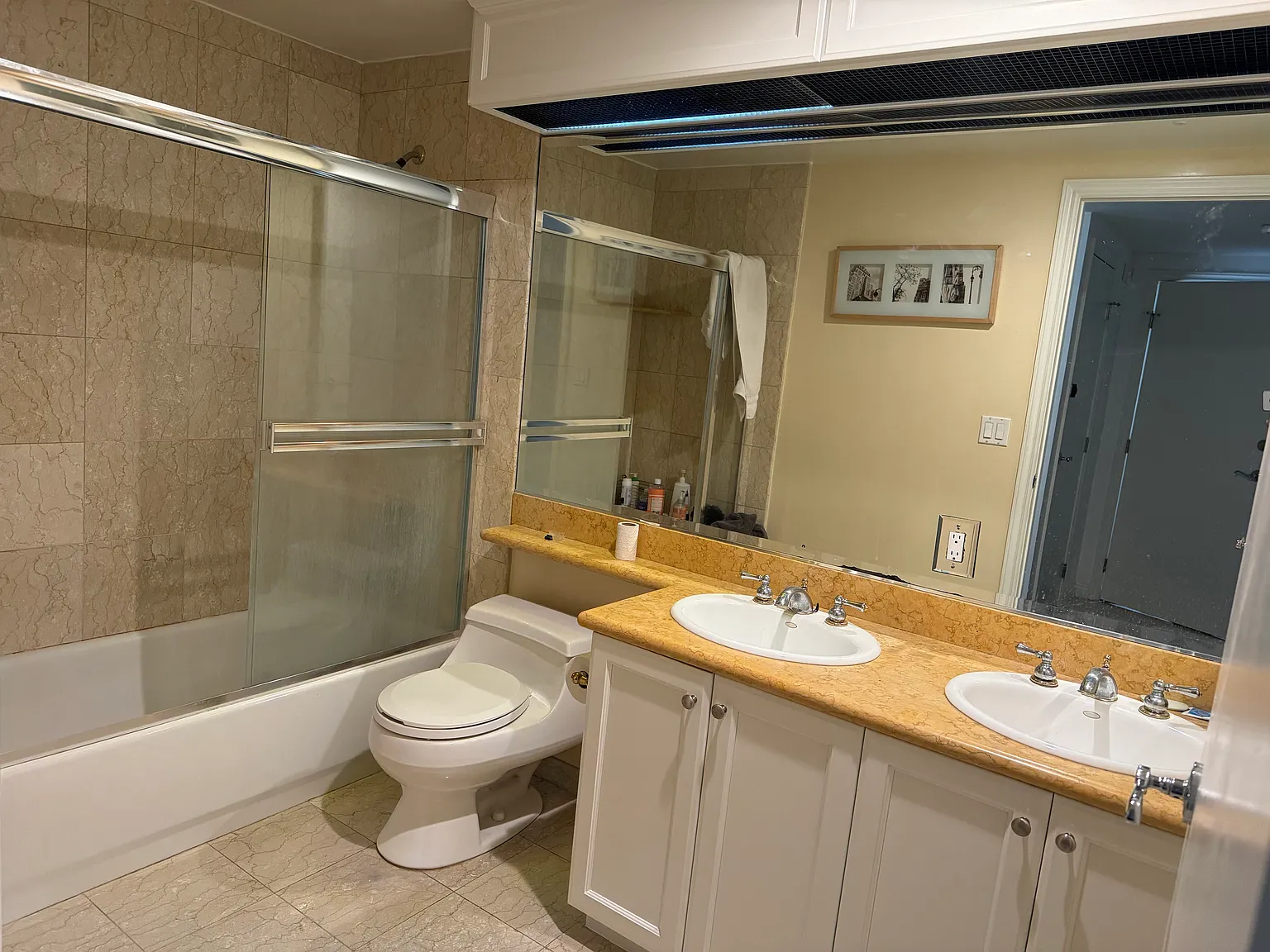 3 bed, 2.5 bath, 1800 sqft, $1,475 — Photo 4