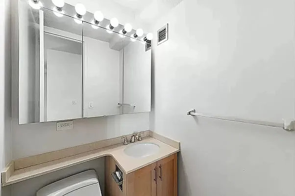 Rented by Metropolitan Property Group | media 8