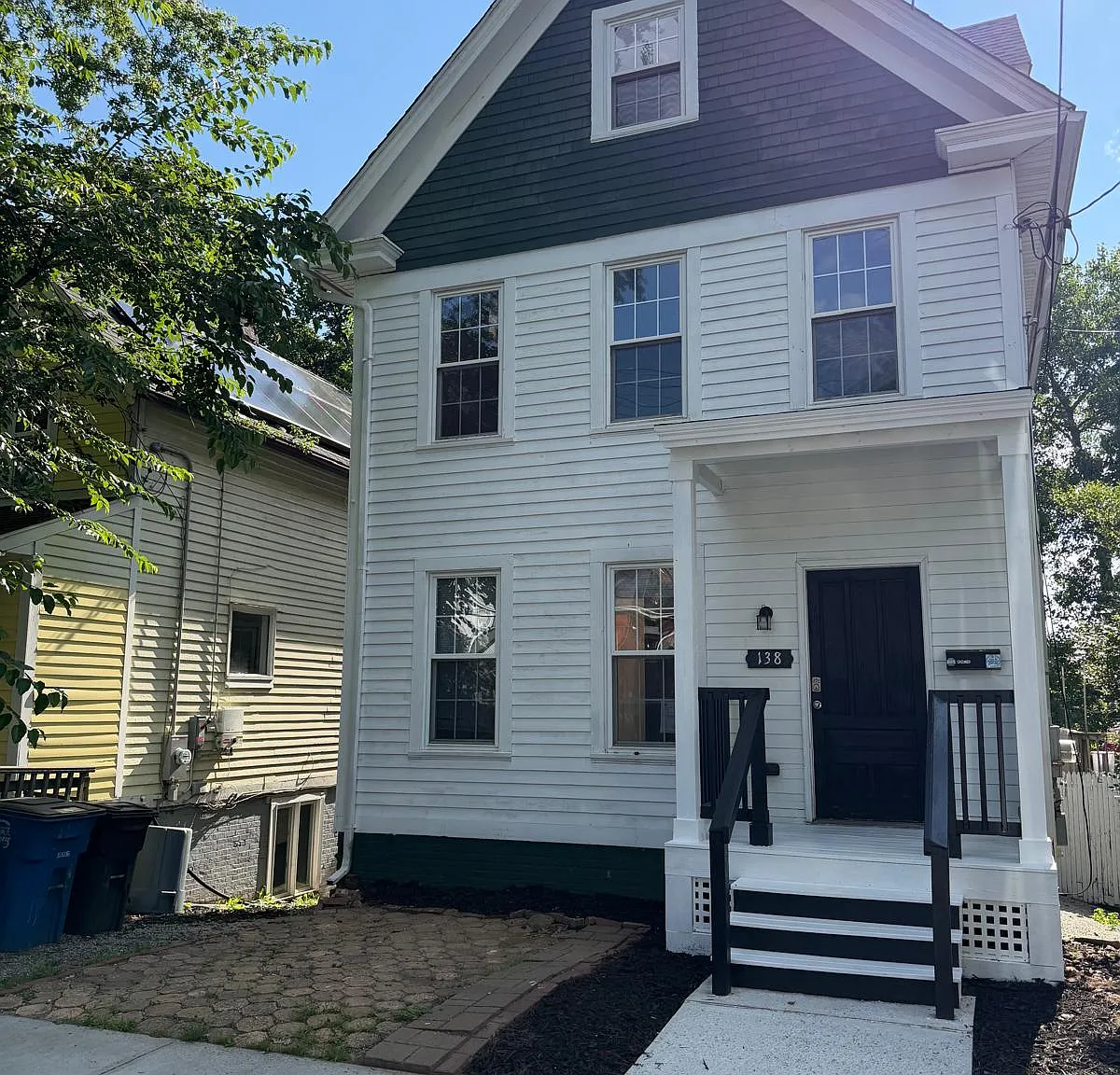 138 Greenwich Ave — Photo 1