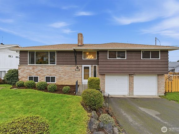 2nd image of 3719 Petersville Road NE