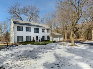23 Old Barrington Ct, Barrington, IL 60010