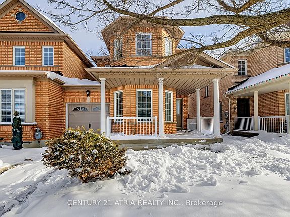 2nd image of 68 Walkview Cres