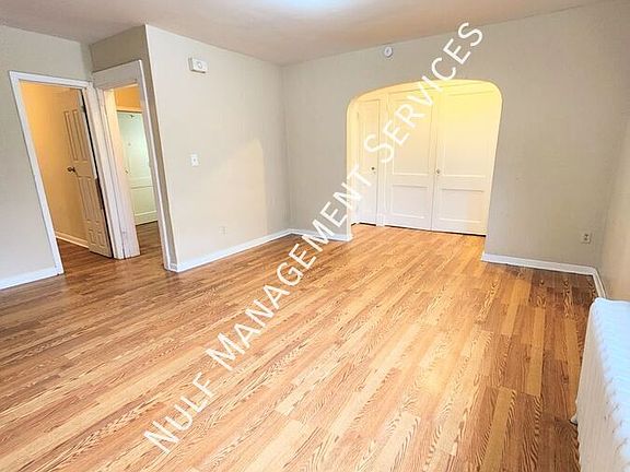2nd image of 6336 Forward Ave #2