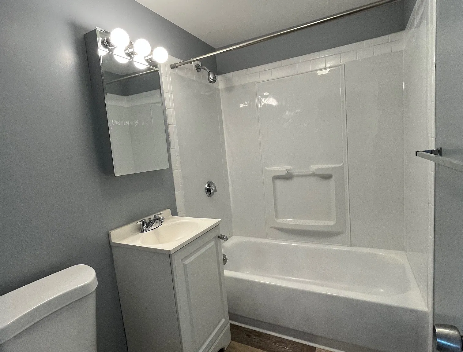 2 bed, 750 sqft, $1,650 — Photo 4