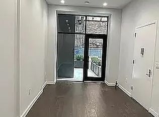 100 Charlton St APT 3A, New York, NY 10014