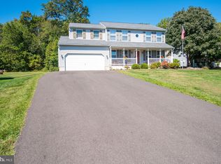 4 Ridge Run Rd, Sellersville, PA 18960
