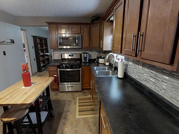 5th image of 514 W Park St