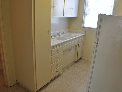 2nd image of 8708 Owensmouth Ave APT 16