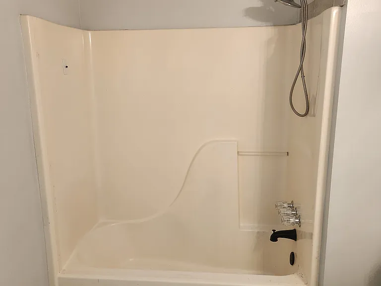 482 Grove Hill Dr — Photo 4