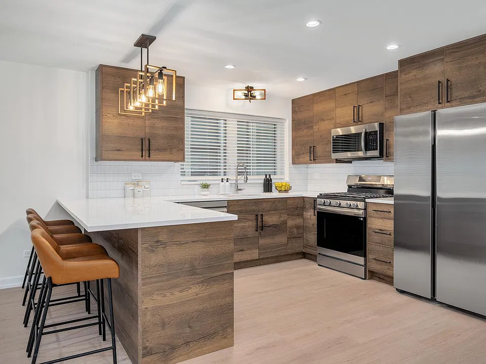 1018 Chicago Ave #1