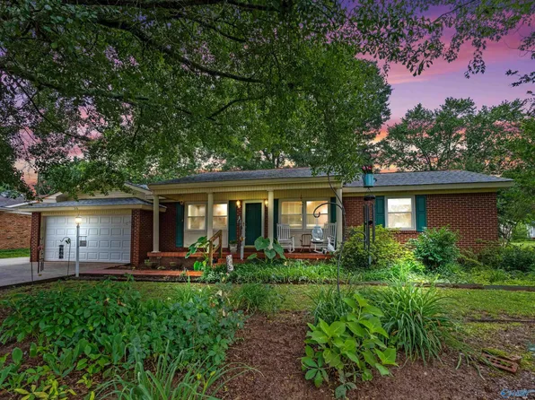 316 Christopher Dr, Athens, AL 35611