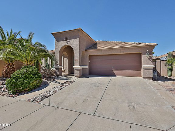 3rd image of 17648 W VOLTAIRE Street