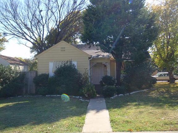 2nd image of 406 W Ave E